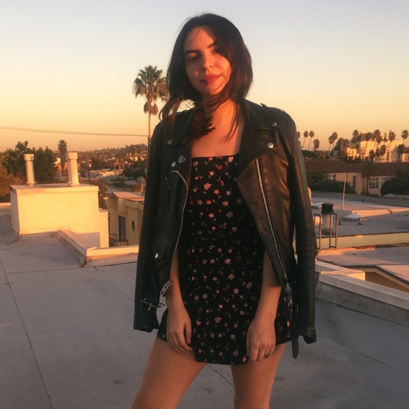 Shop my closet! <3 - Picture 1 of 1